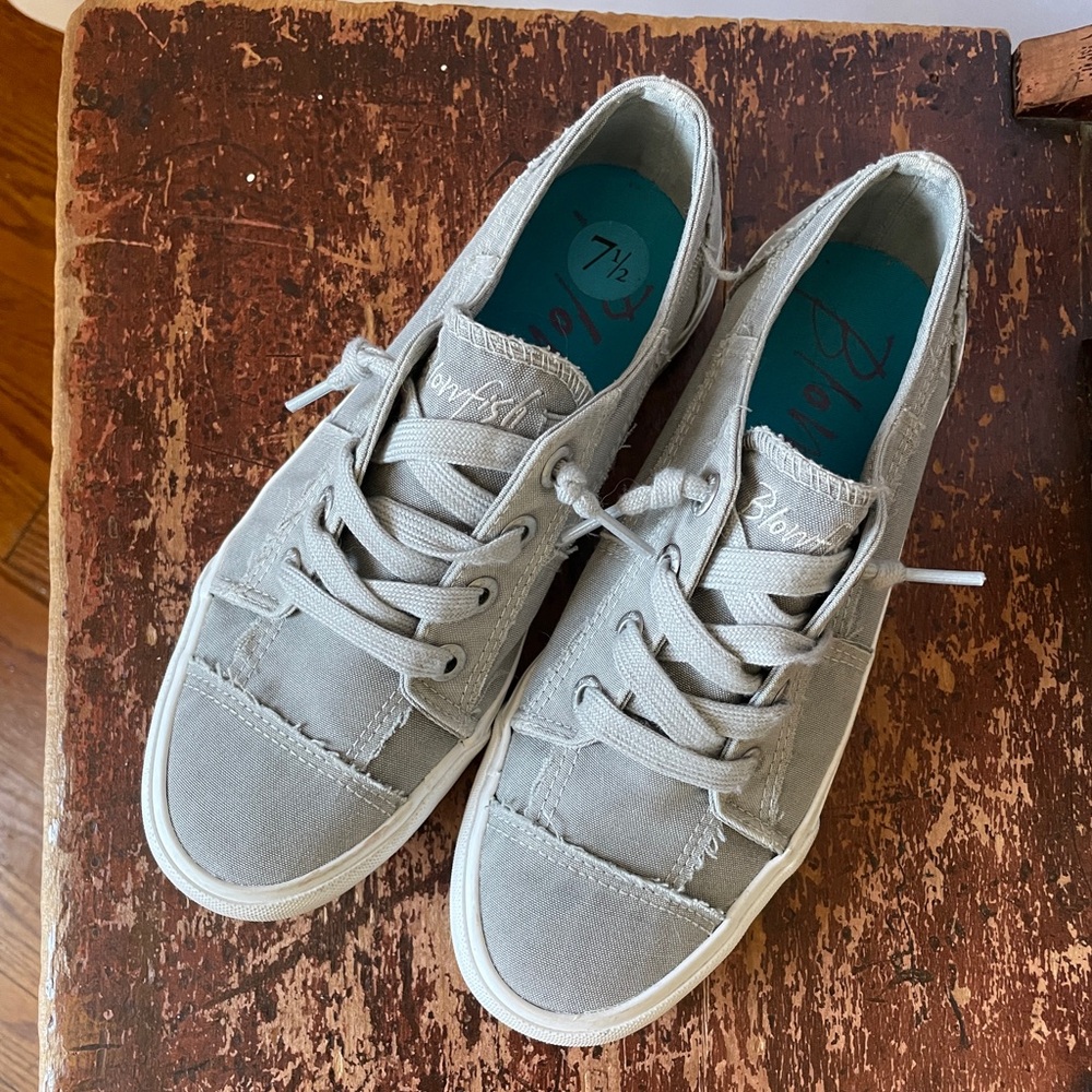 Blowfish Malibu Martina, size 7.5
